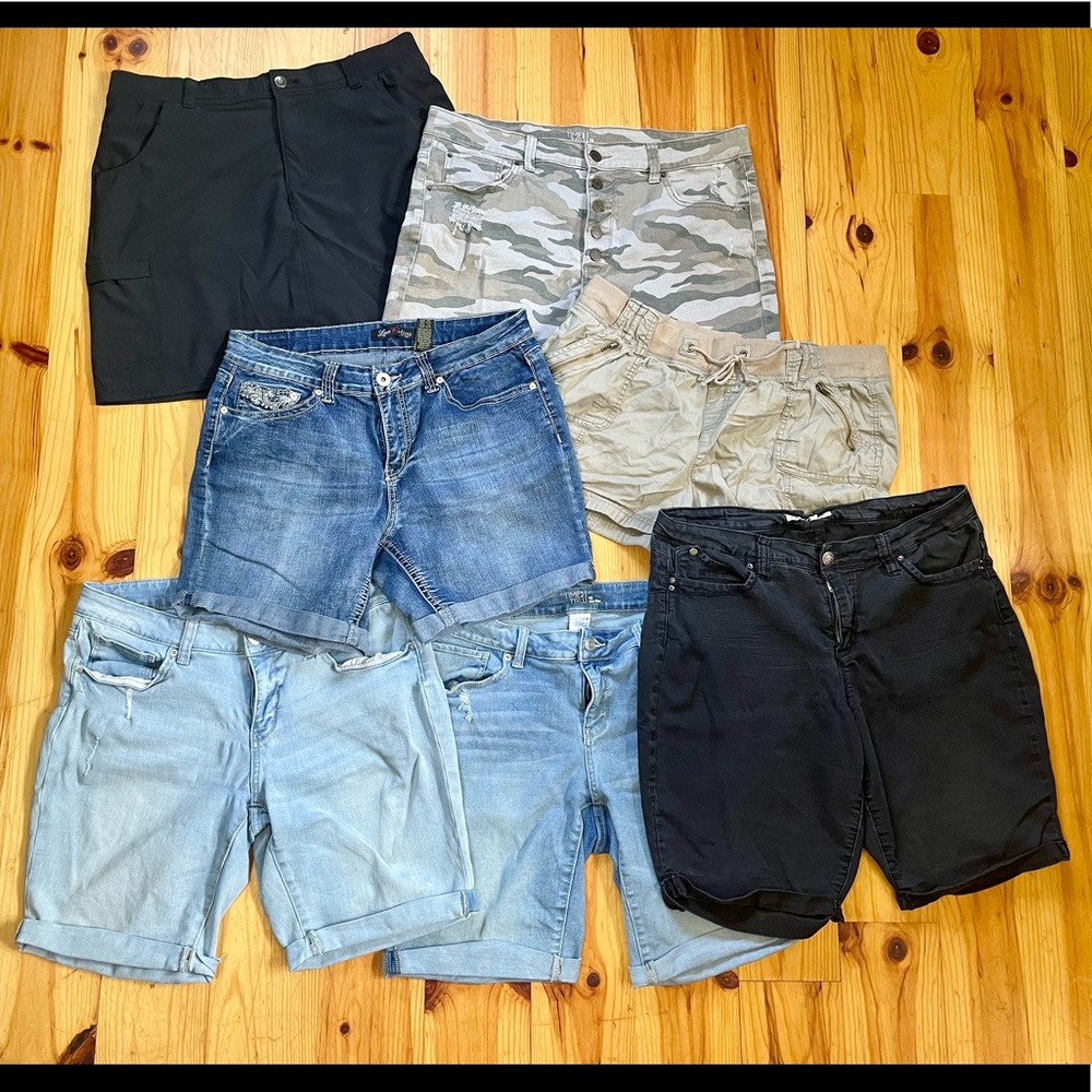 Womens shorts lot